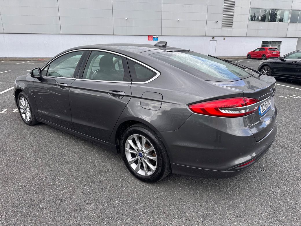2021 Ford Mondeo