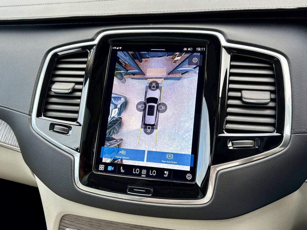 2022 Volvo XC90