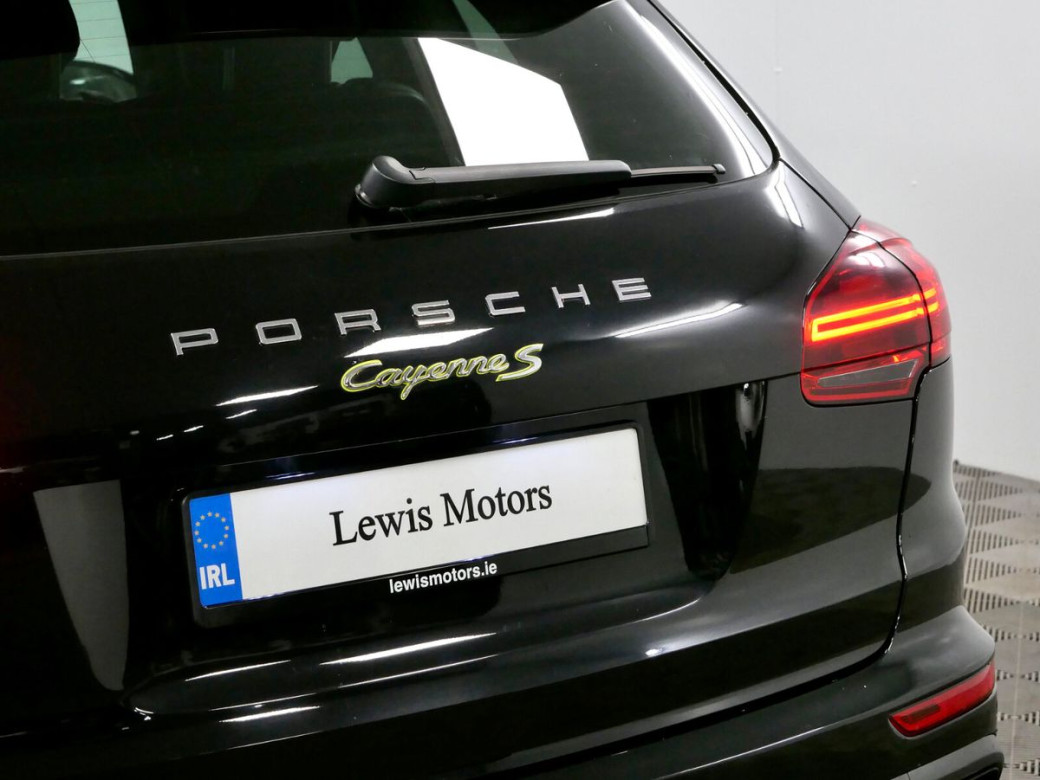 2017 Porsche Cayenne