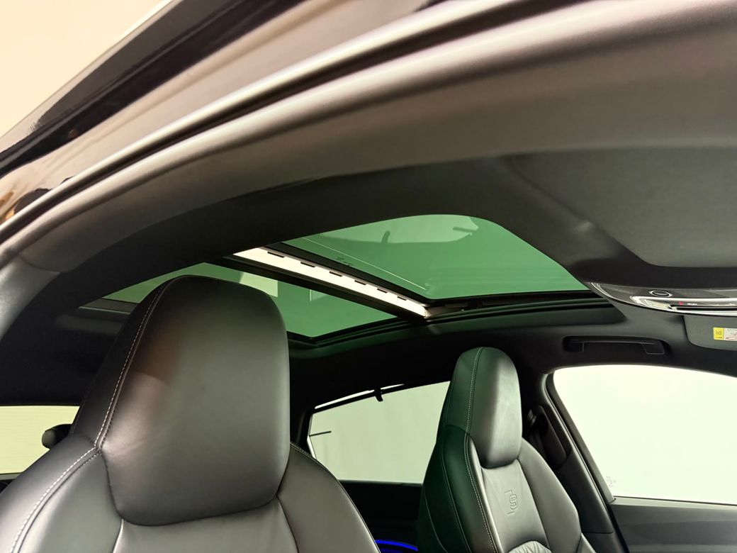 2023 Audi Q8