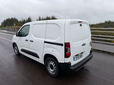 2021 Peugeot Partner