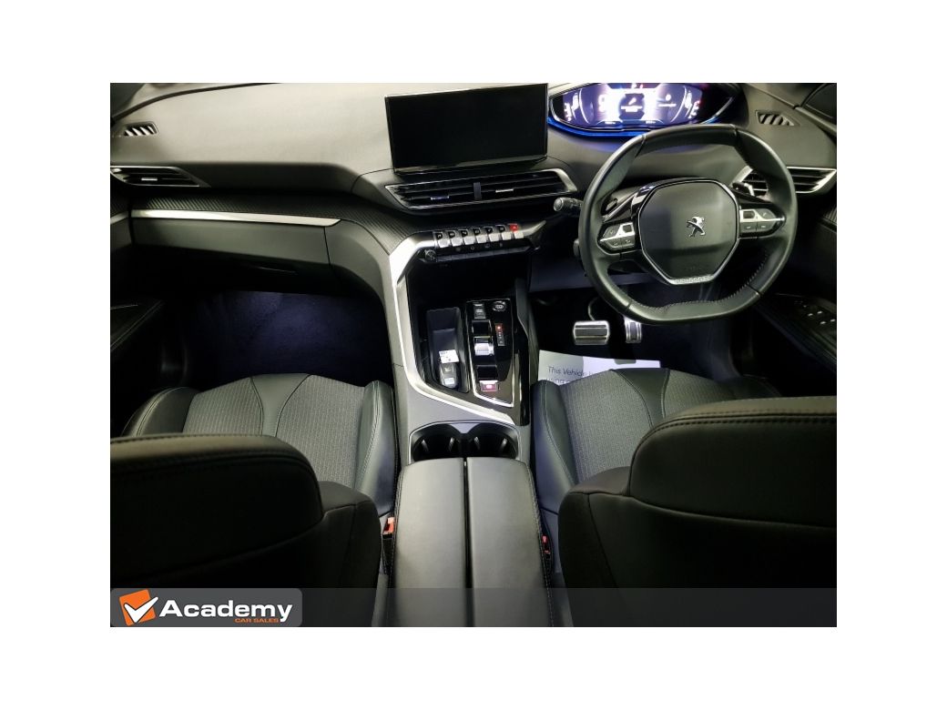 2024 Peugeot 5008