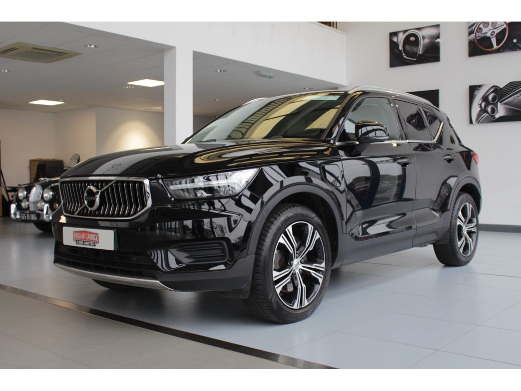 2022 Volvo XC40