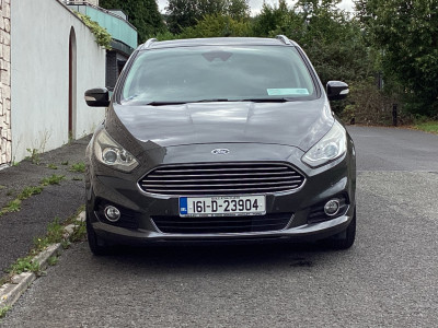 2016 Ford S-Max