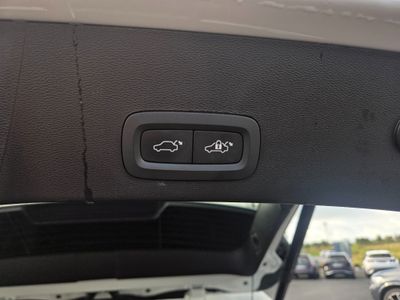 2023 Volvo XC40
