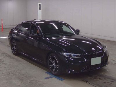 2023 BMW 320
