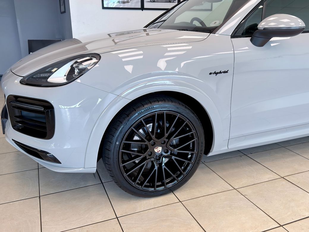 2023 Porsche Cayenne