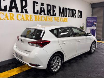 2016 Toyota Auris