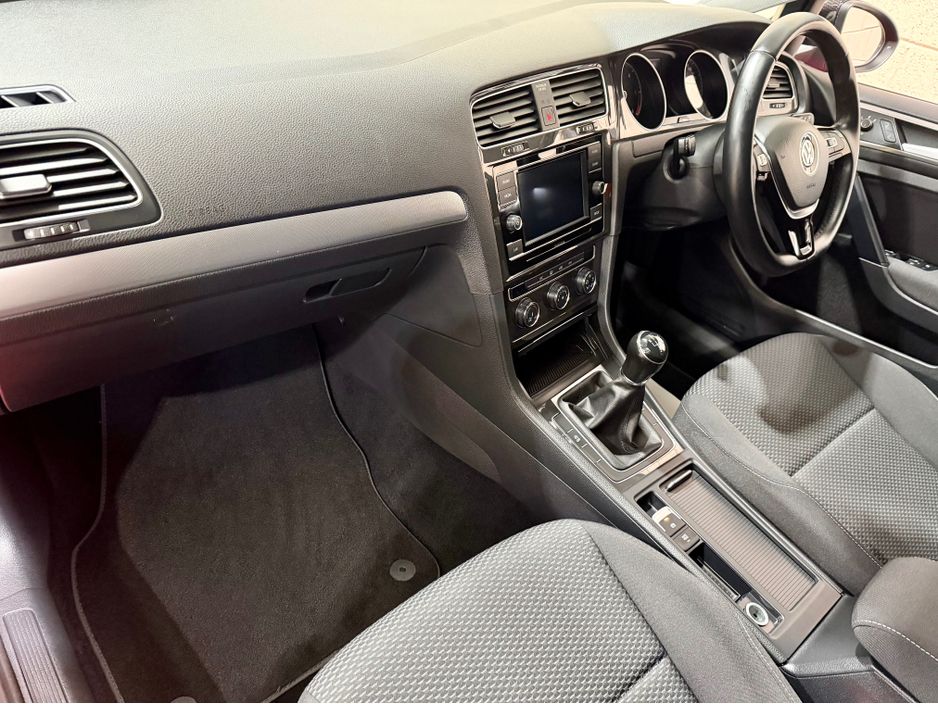 2019 Volkswagen Golf