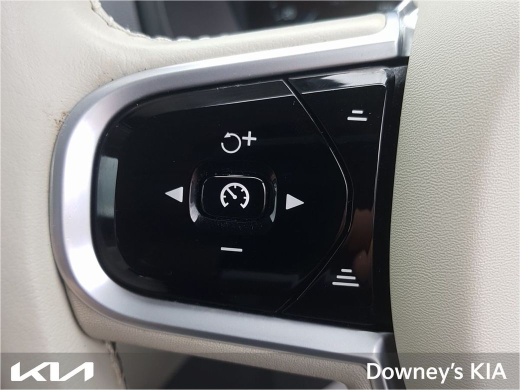 2020 Volvo XC90