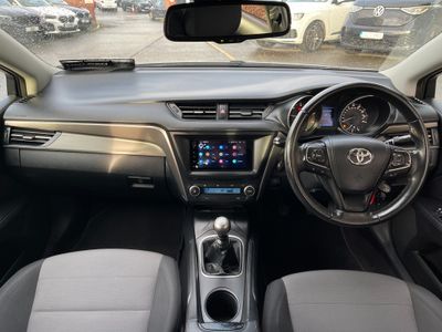 2016 Toyota Avensis