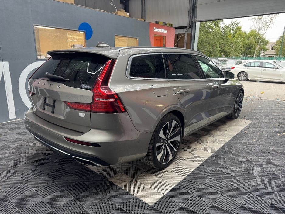 2021 Volvo V60