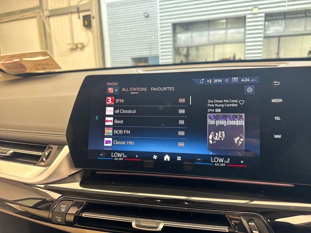 2024 BMW iX1