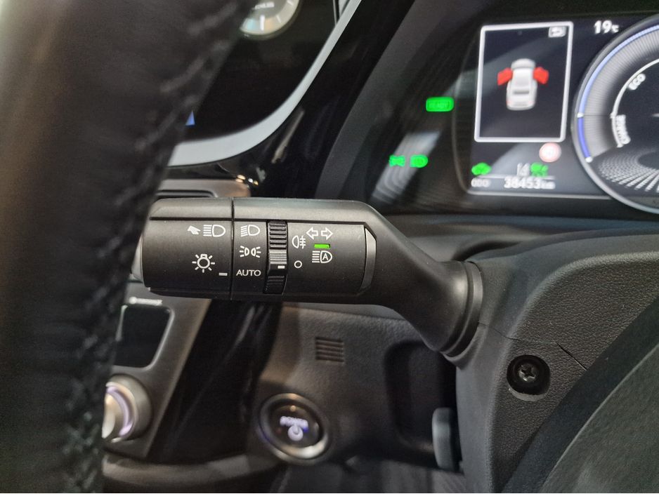 2022 Lexus ES 300h