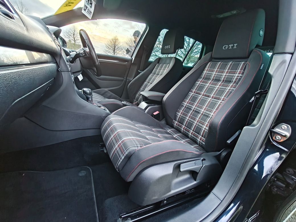 2011 Volkswagen Golf