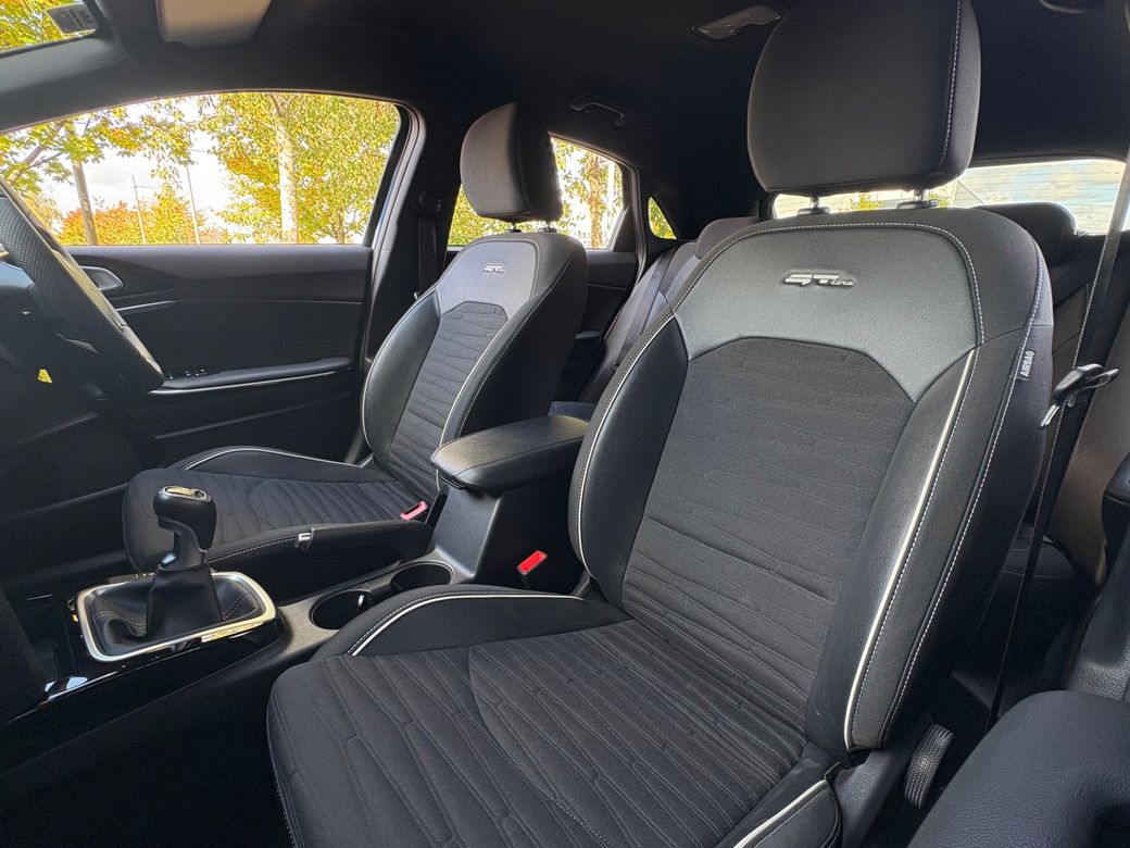 2025 Kia Ceed