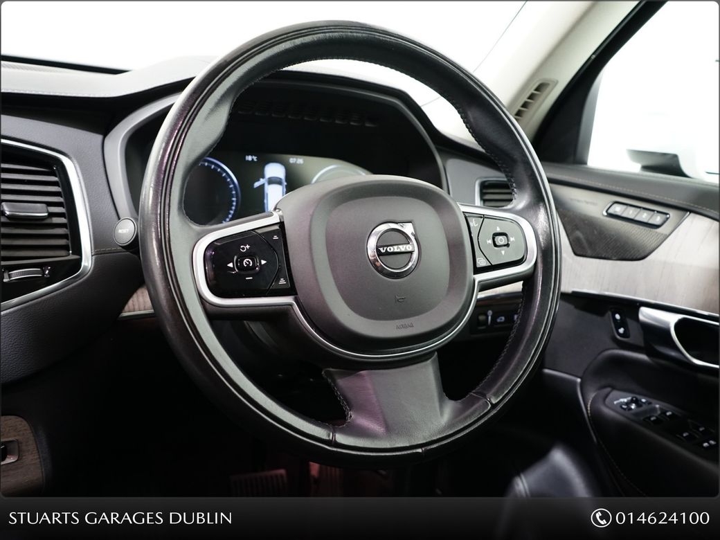 2022 Volvo XC90
