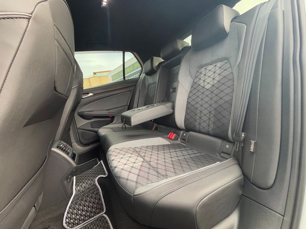 2023 Volkswagen Golf