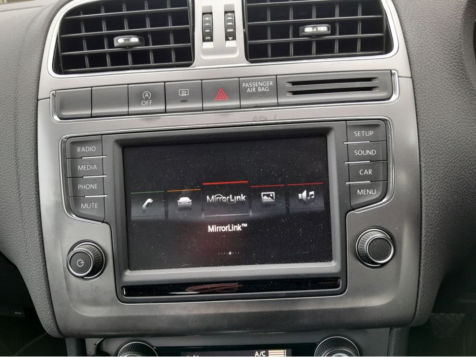 2015 Volkswagen Polo