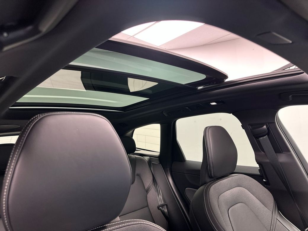 2025 Volvo XC60