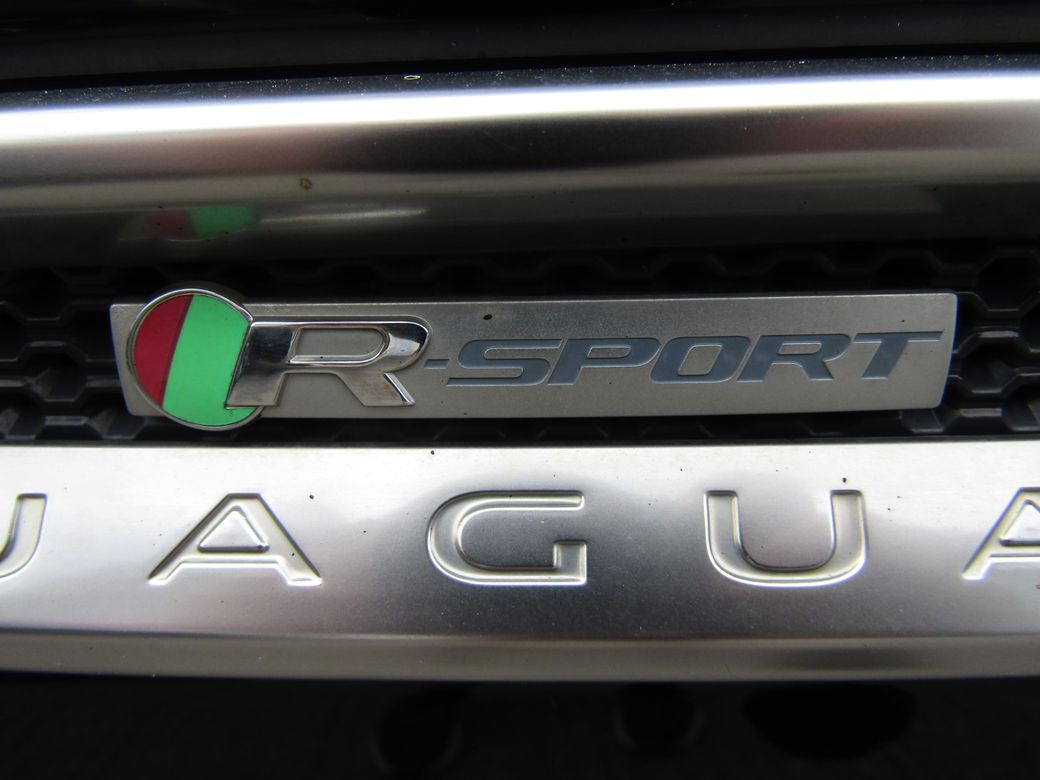 2017 Jaguar XF
