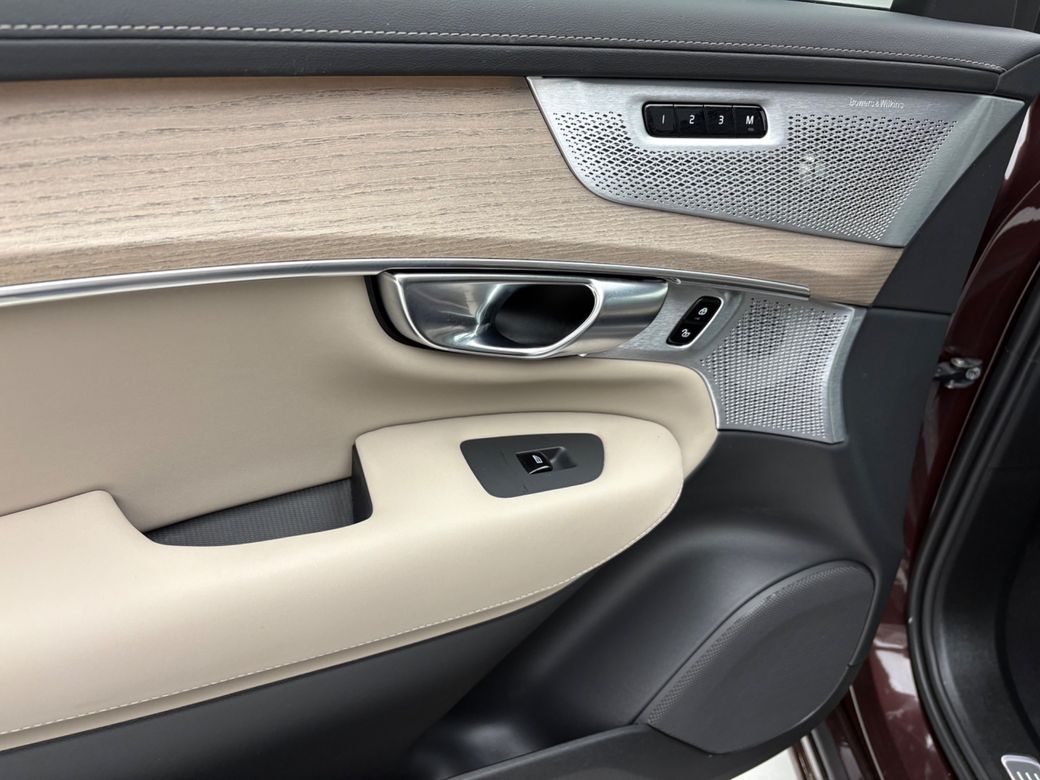 2025 Volvo XC90
