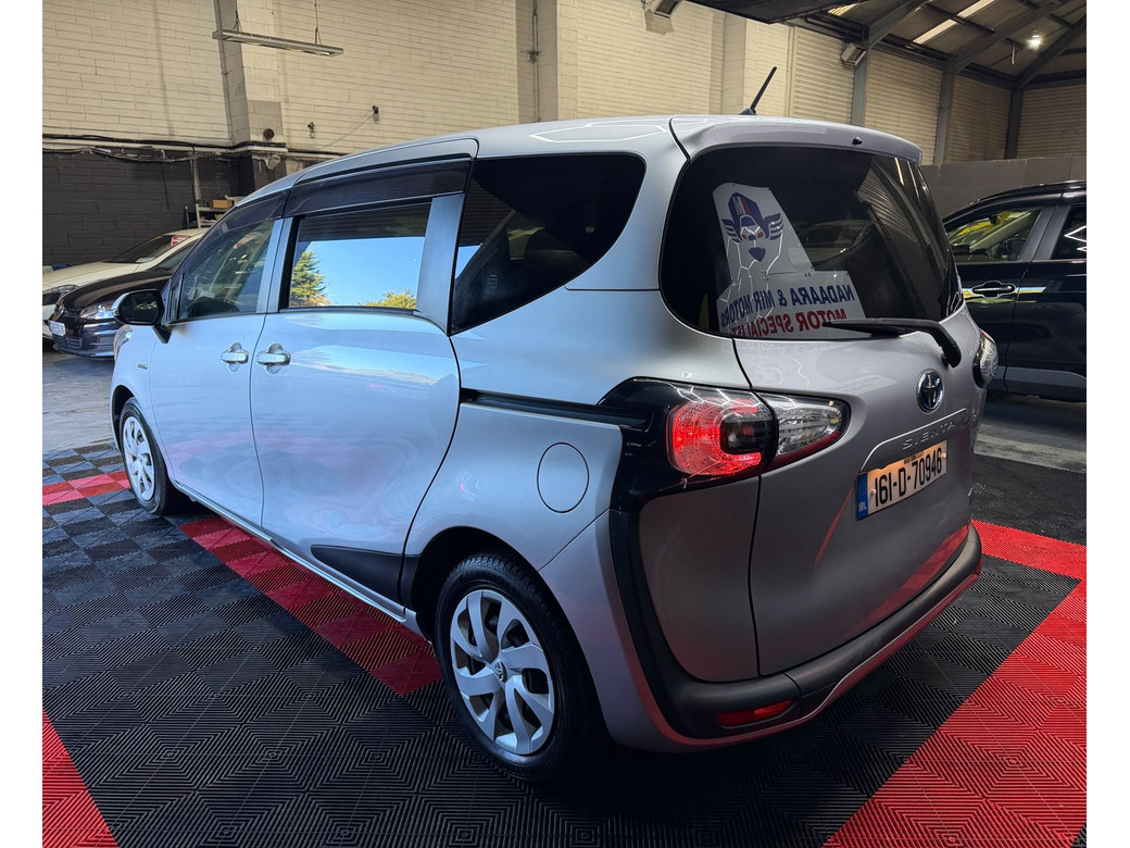 2016 Toyota Sienta