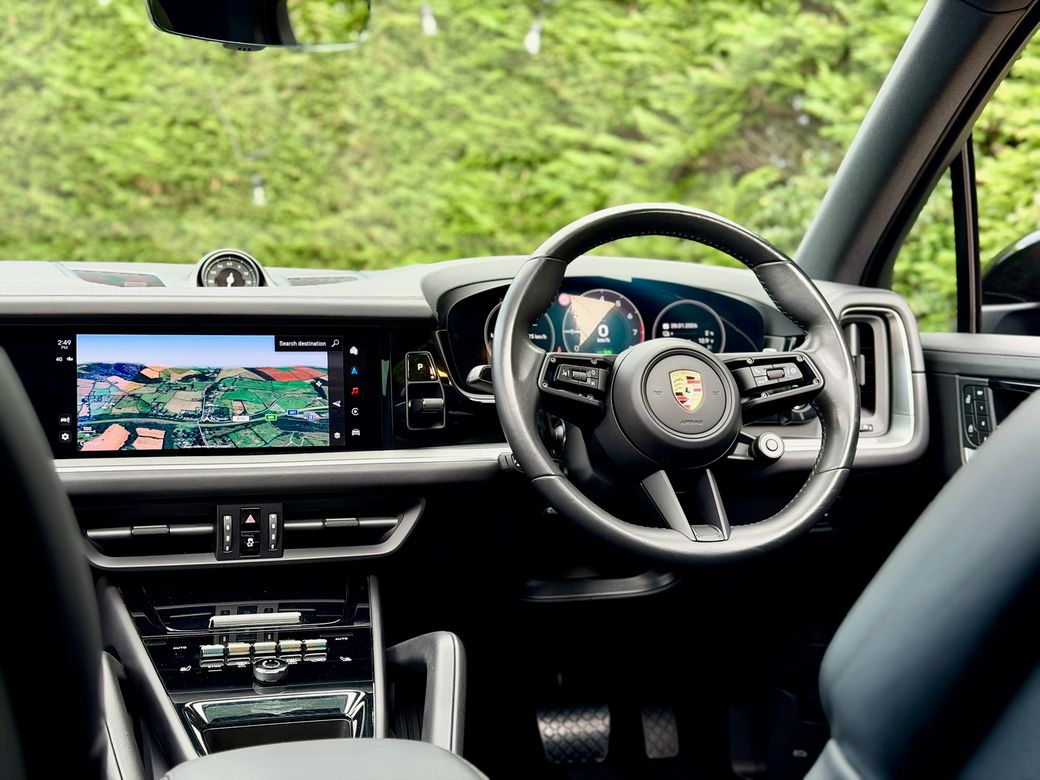 2024 Porsche Cayenne