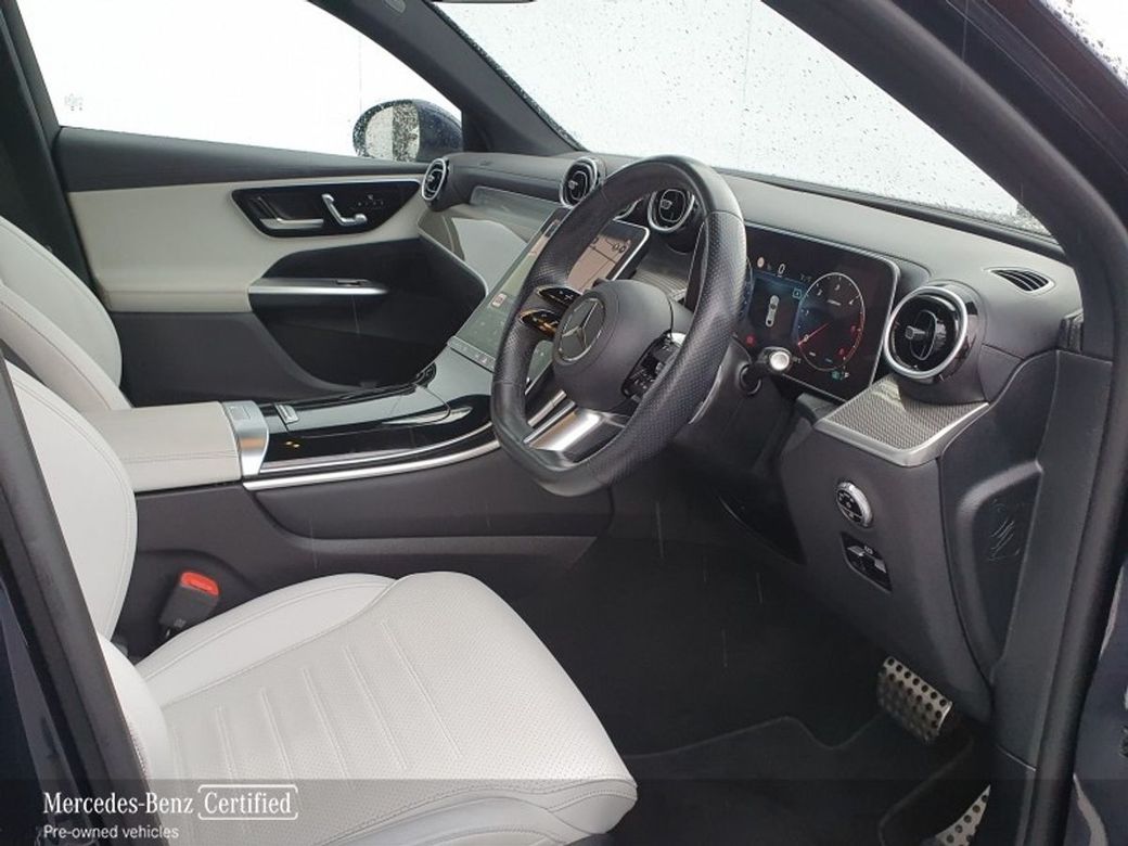 2024 Mercedes-Benz GLC Class