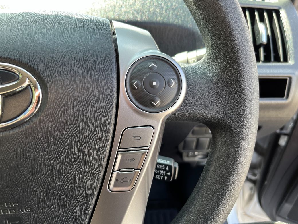 2020 Toyota Prius Alpha