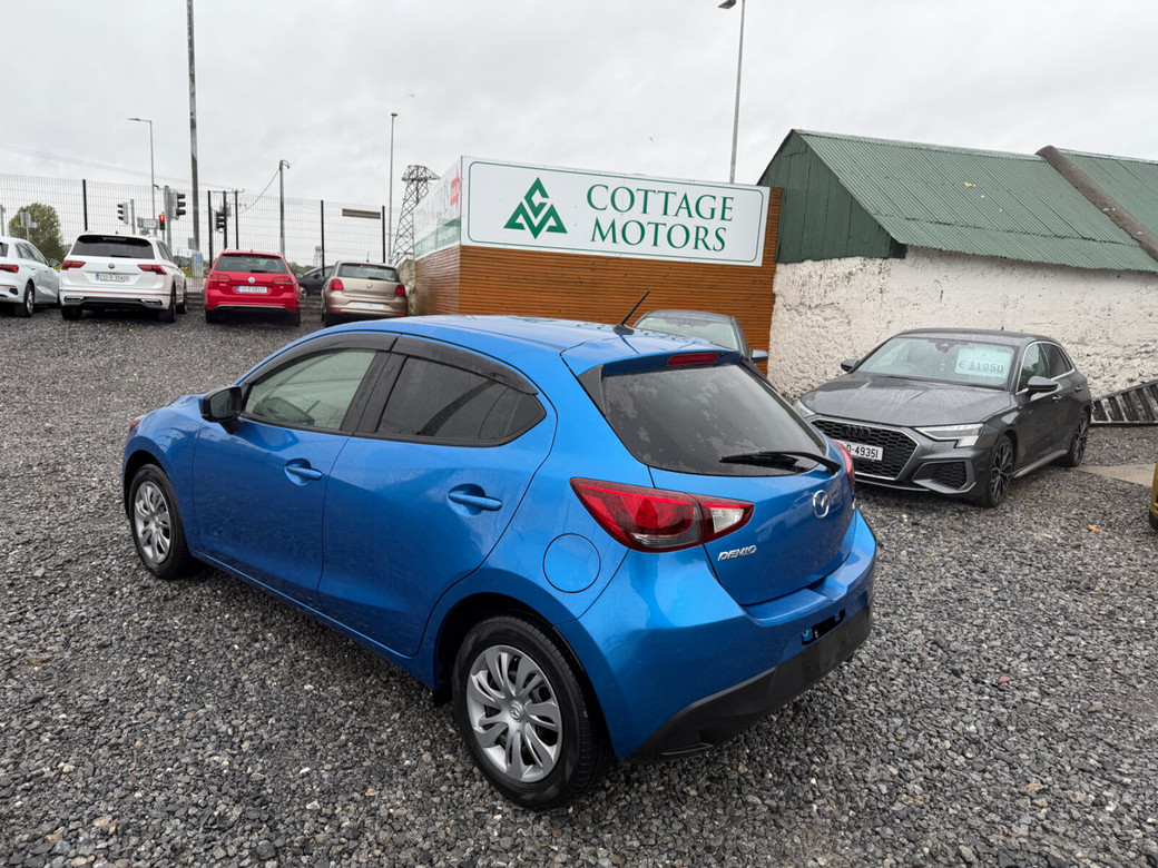 2017 Mazda Demio