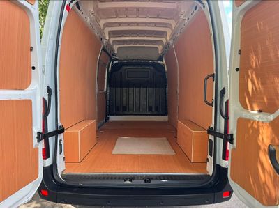 2023 Renault Master