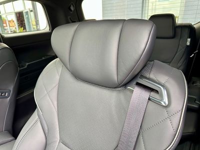2025 Toyota Alphard