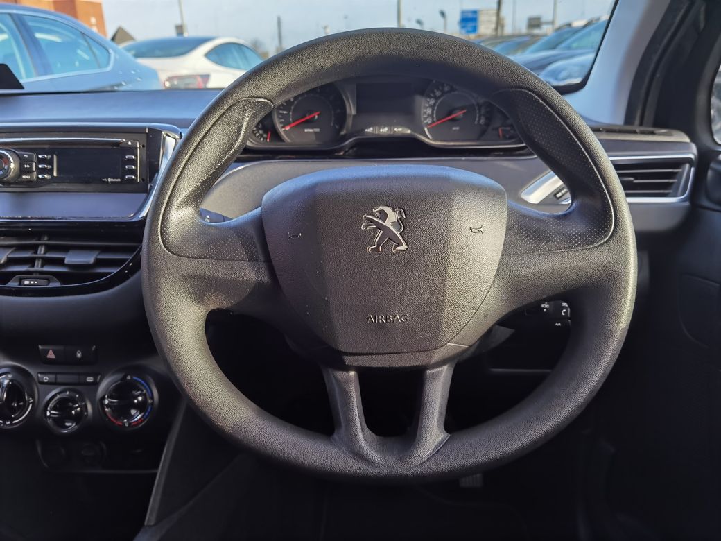 2015 Peugeot 208