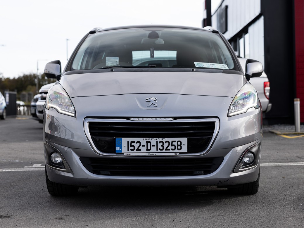 2015 Peugeot 5008