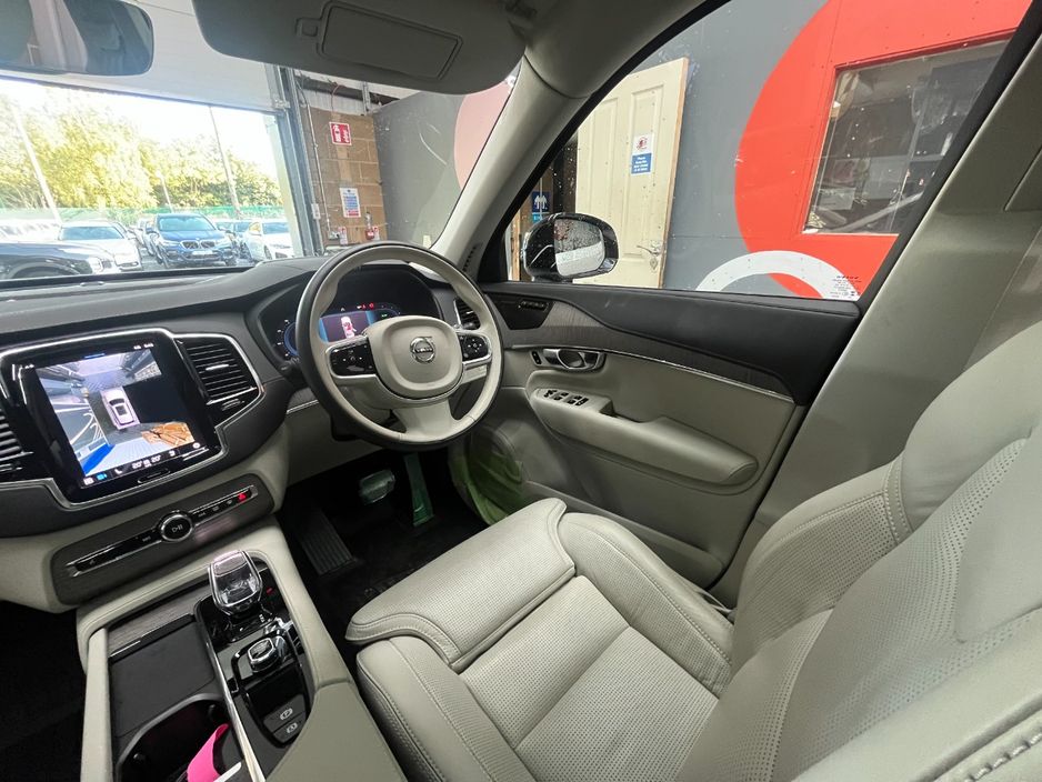 2023 Volvo XC90