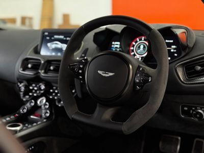 2024 Aston Martin Vantage