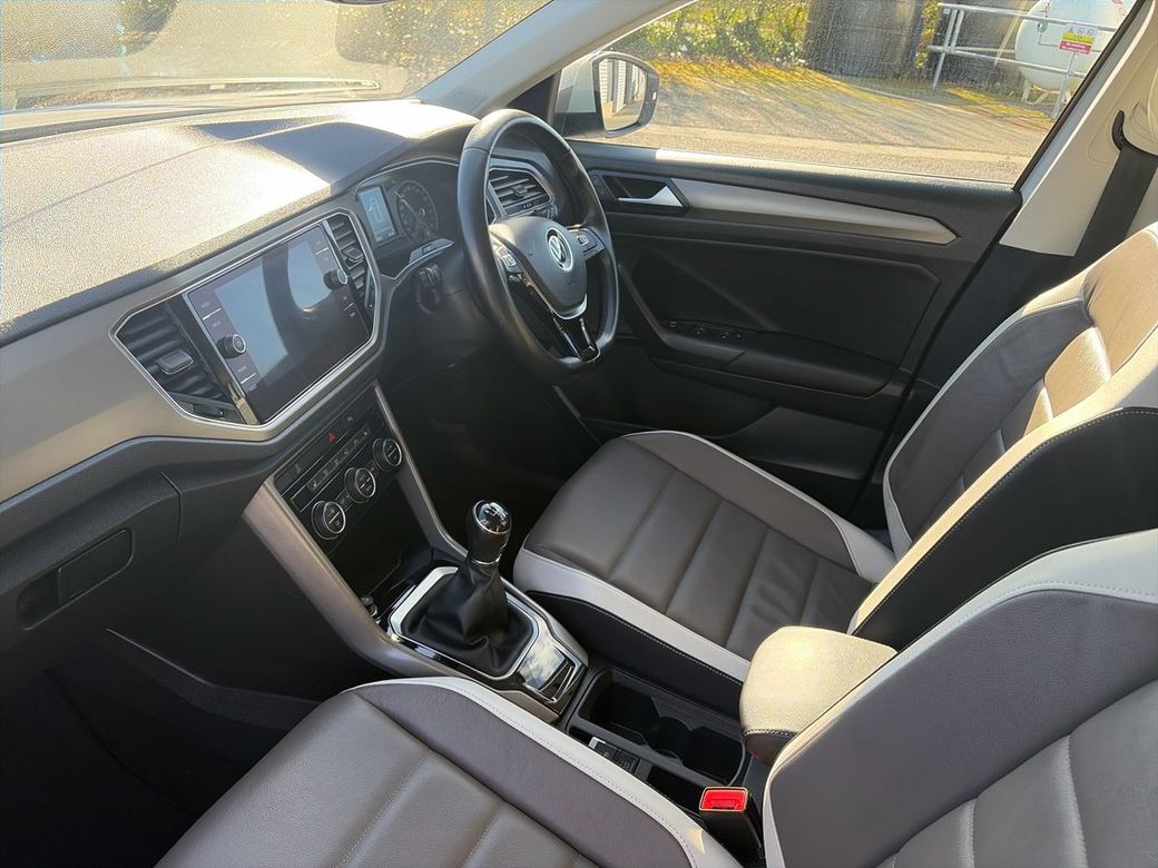 2022 Volkswagen T-Roc