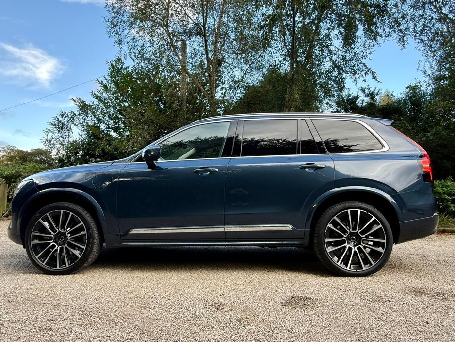 2025 Volvo XC90