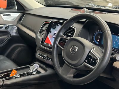 2022 Volvo XC90