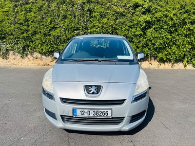 2012 Peugeot 5008