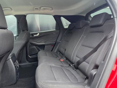 2022 Ford Kuga