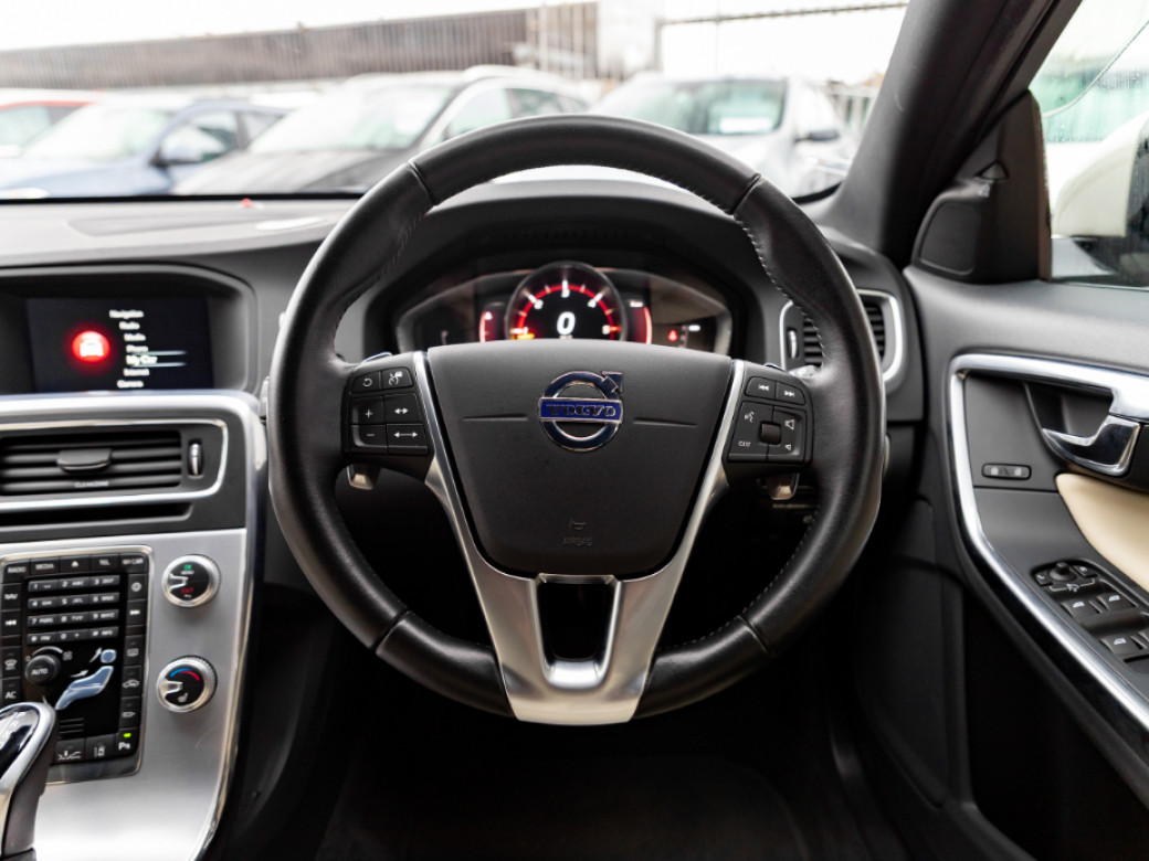 2017 Volvo V60