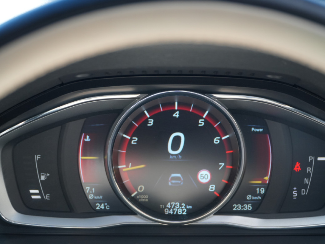 2017 Volvo V70