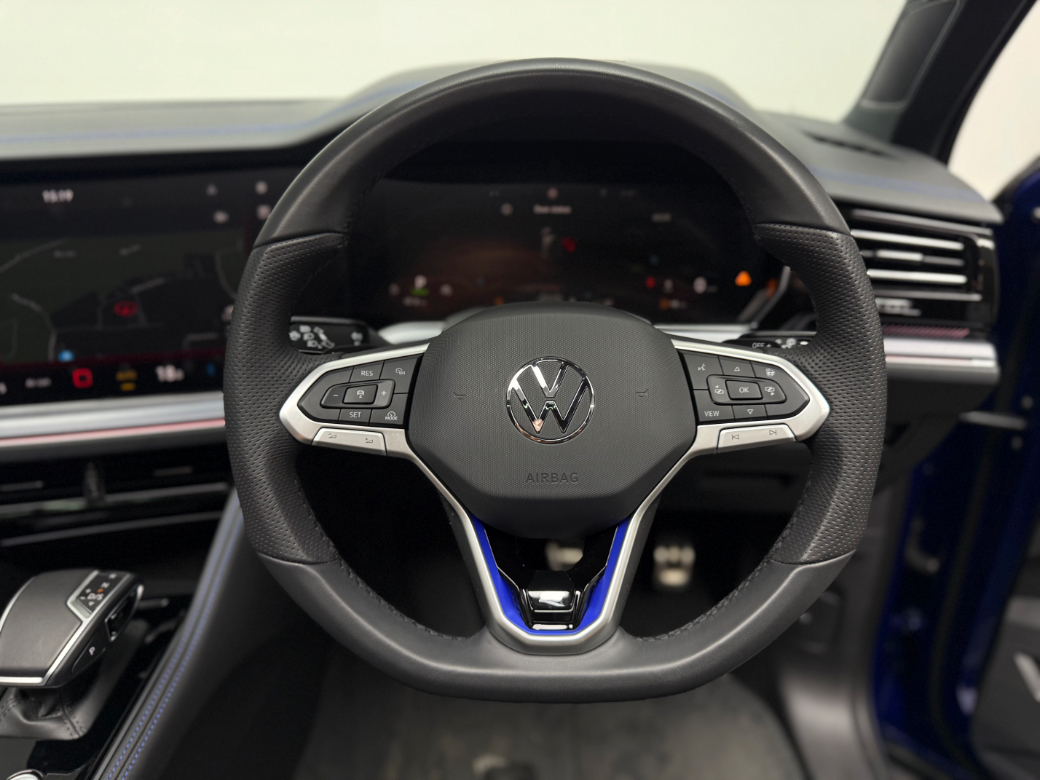 2025 Volkswagen Touareg