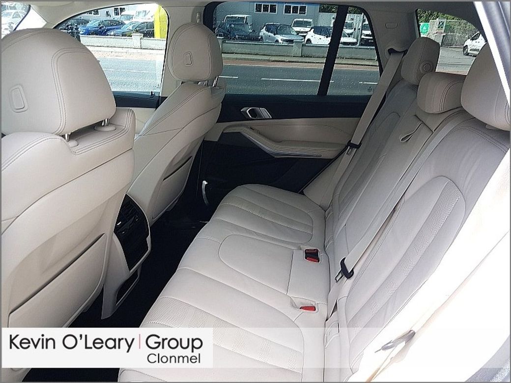 2022 BMW X5