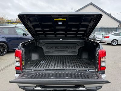 2020 Mitsubishi L200