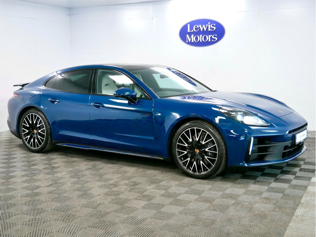 2025 Porsche Panamera