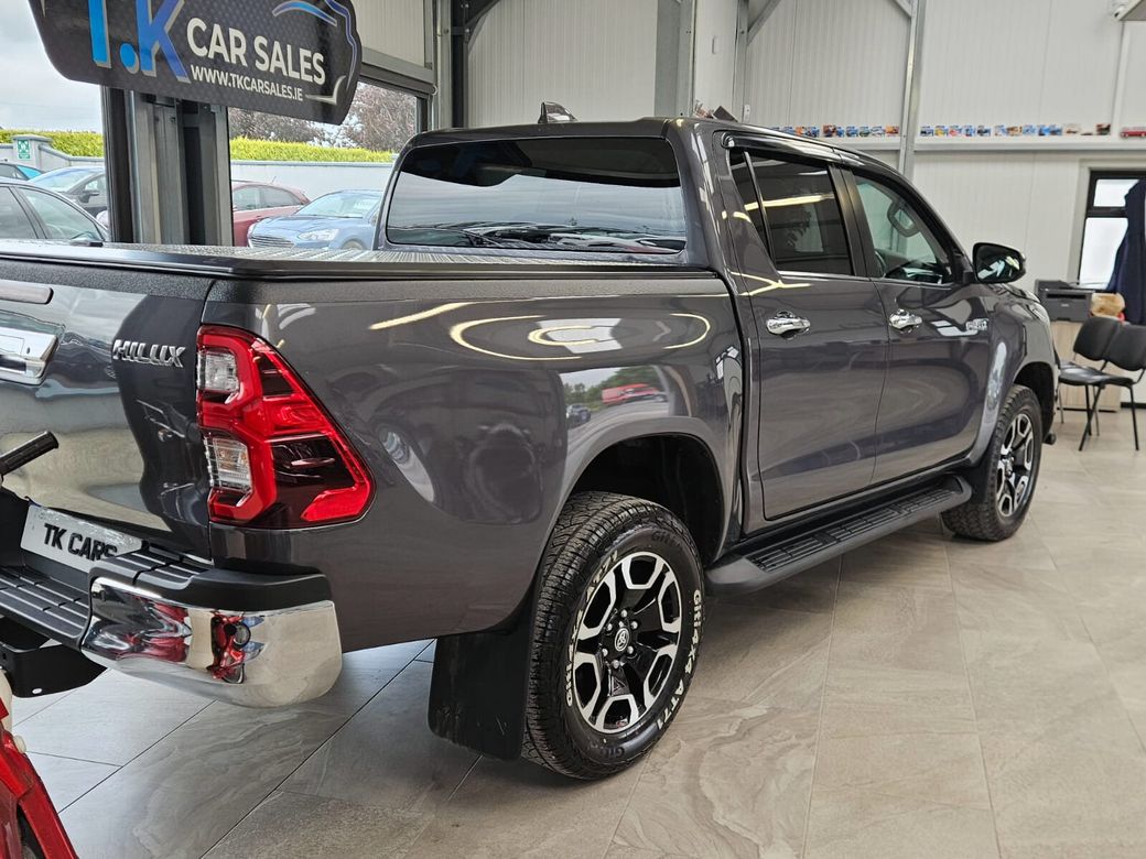 2023 Toyota Hilux