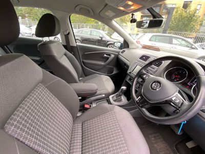 2017 Volkswagen Polo
